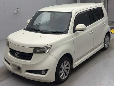 TOYOTA BB