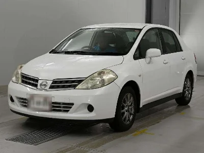 NISSAN TIIDA LATIO
