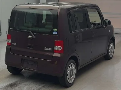 DAIHATSU MOVE CONTE