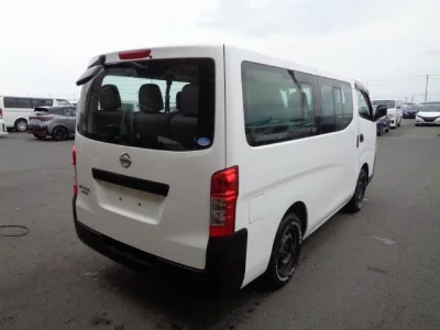 NISSAN NV350 CARAVAN