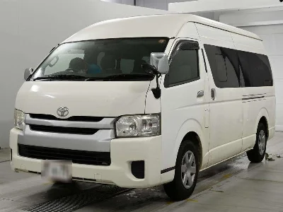 TOYOTA HIACE