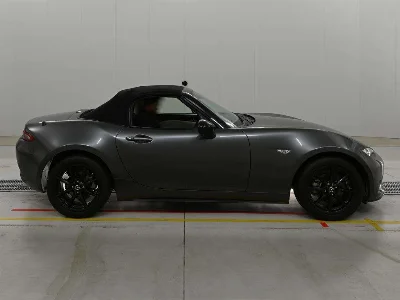 MAZDA ROADSTER