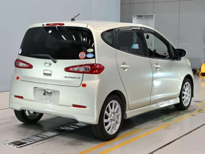 DAIHATSU SONICA
