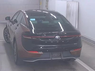 TOYOTA CROWN CROSSOVER