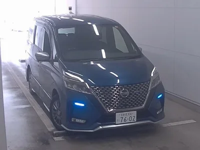 NISSAN SERENA