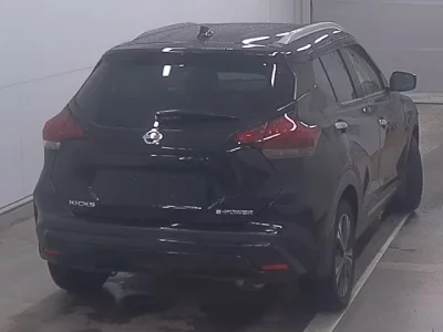 NISSAN KICKS