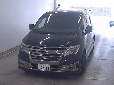 NISSAN ELGRAND