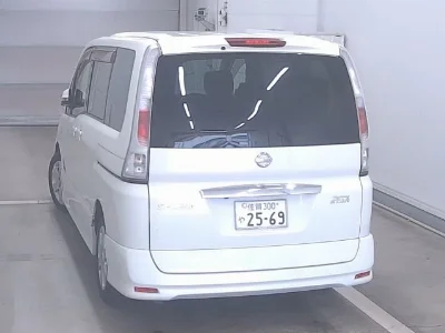 NISSAN SERENA