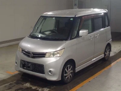 NISSAN ROOX