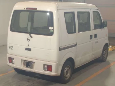NISSAN CLIPPER VAN