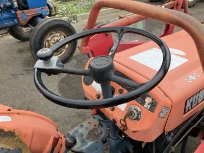 KUBOTA KUBOTA