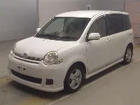 Цена авто Toyota Sienta с аукционов Японии, номер кузова NCP81G, пробег 132 000, оценка 2