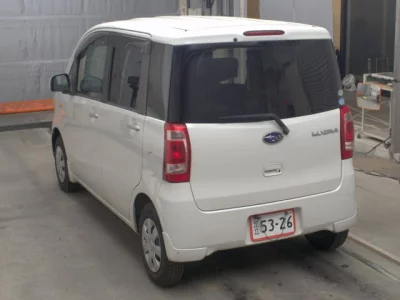 SUBARU LUCRA