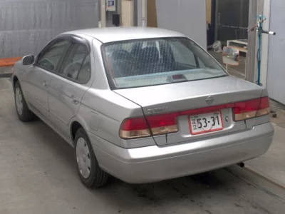 NISSAN SUNNY
