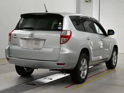 TOYOTA VANGUARD