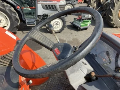 KUBOTA KUBOTA