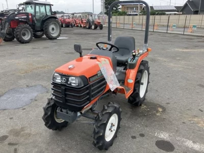 KUBOTA KUBOTA
