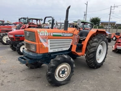 KUBOTA KUBOTA