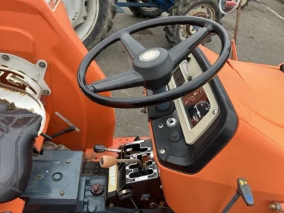 KUBOTA KUBOTA