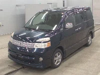 Цена авто Toyota Voxy с аукционов Японии, номер кузова AZR65G, пробег 131 000, оценка 2