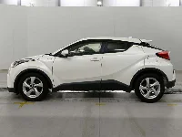 Цена авто Toyota C-HR с аукционов Японии, номер кузова ZYX10, пробег 65 000, оценка 8
