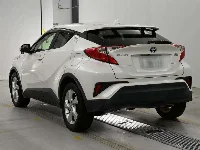 Цена авто Toyota C-HR с аукционов Японии, номер кузова ZYX10, пробег 65 000, оценка 8