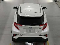 Цена авто Toyota C-HR с аукционов Японии, номер кузова ZYX10, пробег 65 000, оценка 8