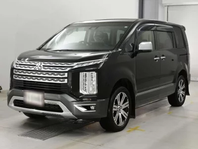 MITSUBISHI DELICA D5