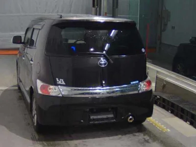 TOYOTA BB