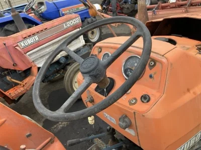 KUBOTA KUBOTA
