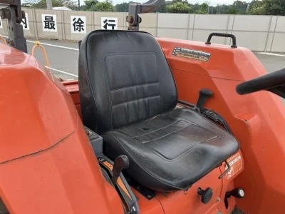 KUBOTA KUBOTA