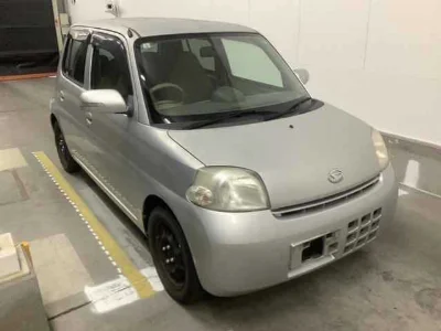 DAIHATSU ESSE