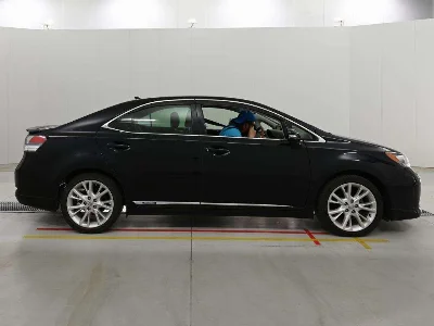 LEXUS HS