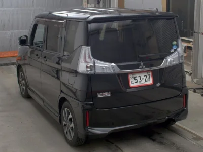 MITSUBISHI DELICA D2