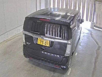 HONDA N BOX SLASH