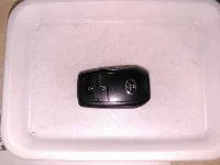 Цена авто Toyota Yaris с аукционов Японии, номер кузова MXPH10, пробег 105 000, оценка 8