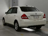 Цена авто Nissan Tiida Latio с аукционов Японии, номер кузова SNC11, пробег 45 000, оценка 6