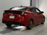 Цена авто Toyota Prius с аукционов Японии, номер кузова ZVW51, пробег 125 000, оценка 8