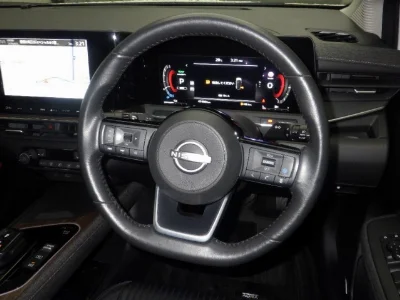 NISSAN AURA