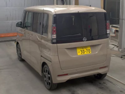 NISSAN ROOX