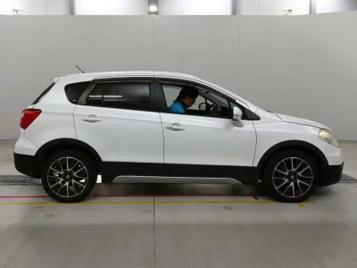 SUZUKI SX4 S-CROSS