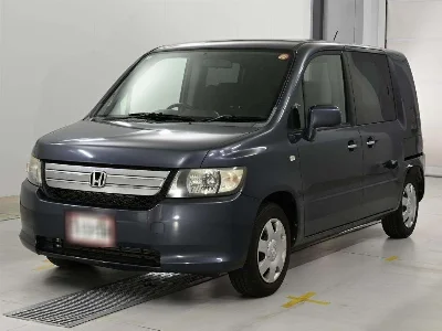 HONDA MOBILIO SPIKE