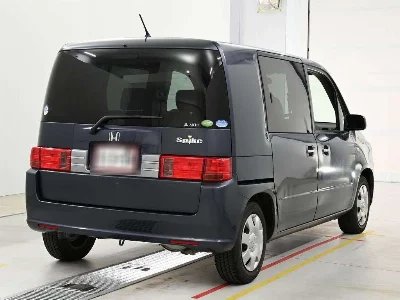 HONDA MOBILIO SPIKE
