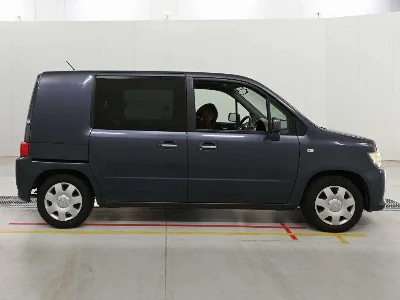 HONDA MOBILIO SPIKE