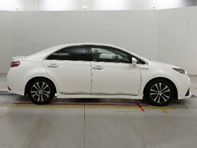 TOYOTA SAI