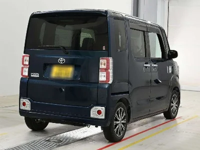 TOYOTA PIXIS MEGA