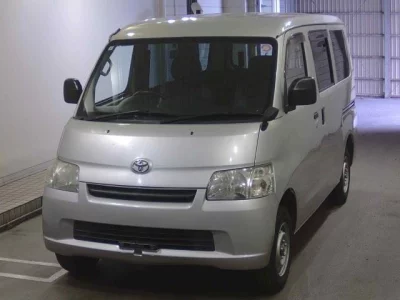 TOYOTA LITE ACE VAN