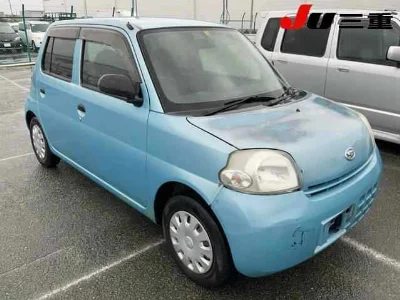 DAIHATSU ESSE