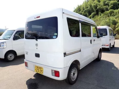 NISSAN CLIPPER VAN
