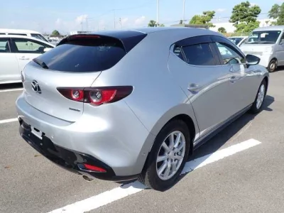 MAZDA MAZDA3